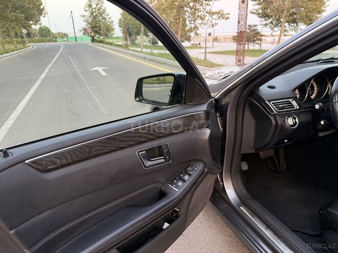 Mercedes E 220 2015, 172,000 km - 2.1 l - Bakı