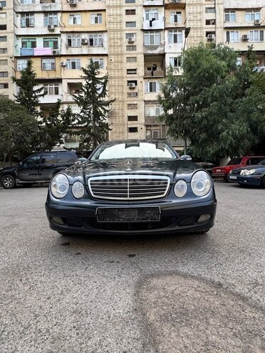 Mercedes E 240 2004, 380,000 km - 2.6 l - Bakı