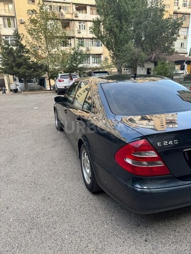 Mercedes E 240 2004, 380,000 km - 2.6 l - Bakı