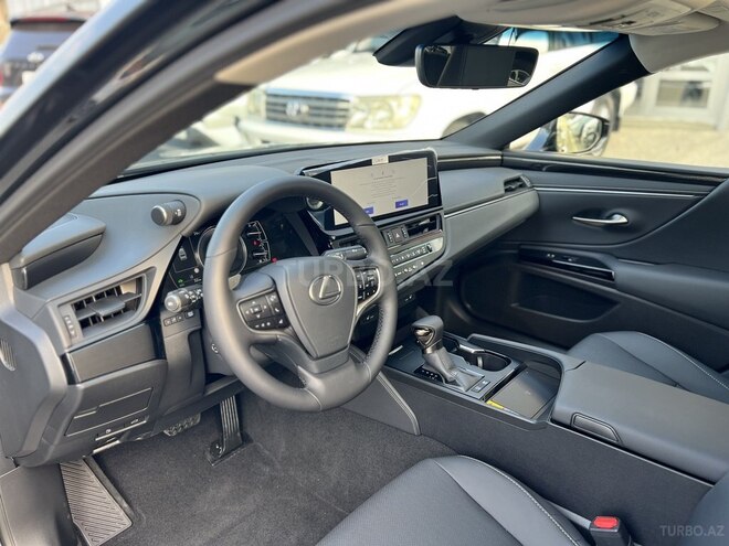 Lexus ES 300h 2025, 0 km - 2.5 l - Bakı