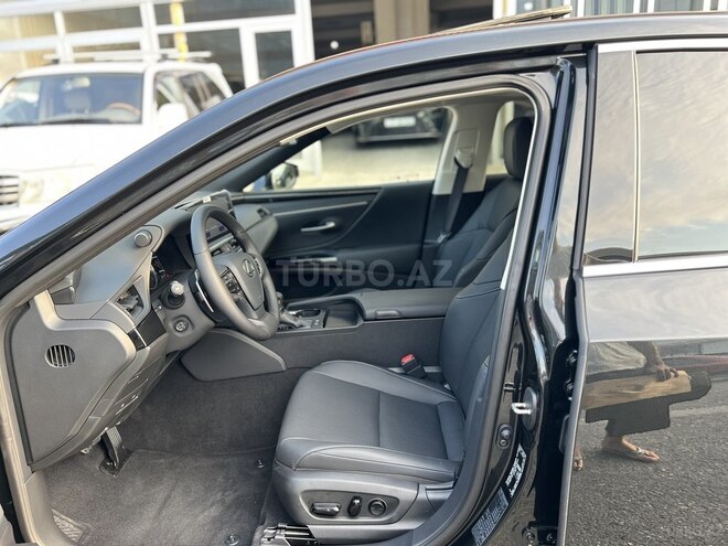 Lexus ES 300h 2025, 0 km - 2.5 l - Bakı