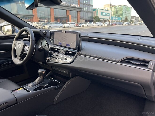 Lexus ES 300h 2025, 0 km - 2.5 l - Bakı