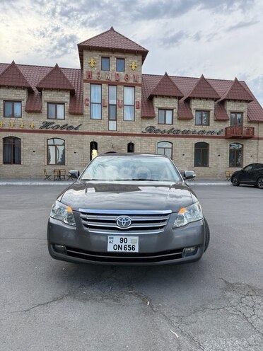 Toyota Avalon 2005, 260,000 km - 3.5 l - Yevlax