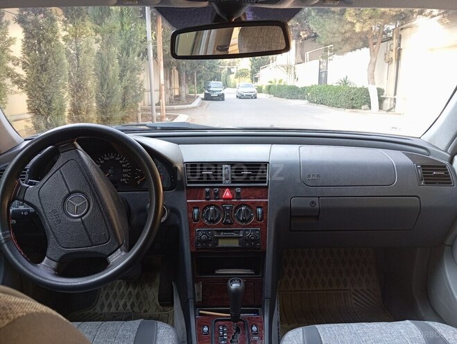 Mercedes C 180 2000, 180,000 km - 1.8 l - Bakı