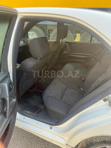 Mercedes E 220 1996, 560,000 km - 2.2 l - Bakı