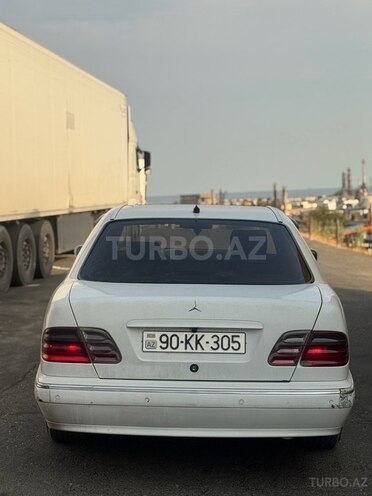 Mercedes E 220 1996, 560,000 km - 2.2 l - Bakı