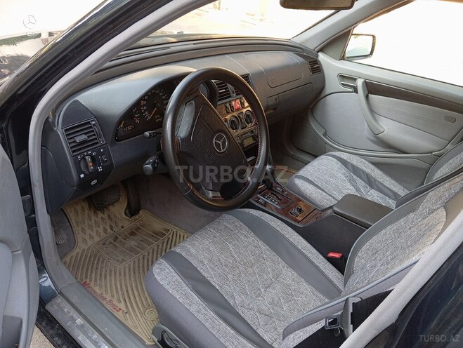 Mercedes C 180 2000, 180,000 km - 1.8 l - Bakı