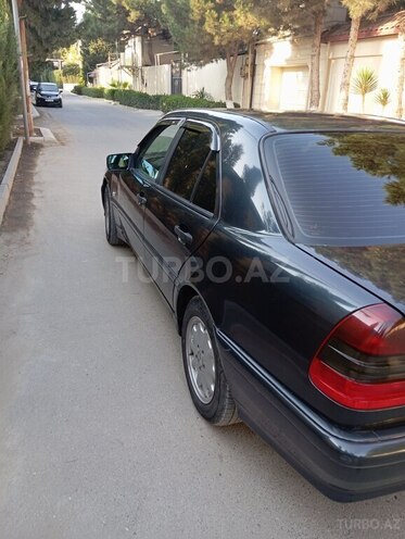 Mercedes C 180 2000, 180,000 km - 1.8 l - Bakı