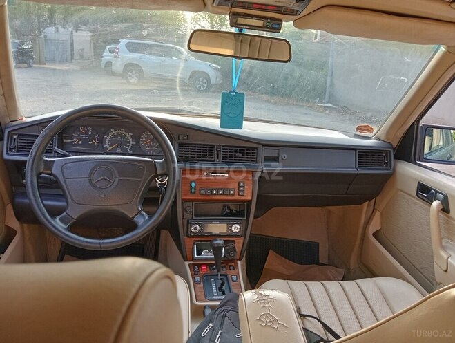 Mercedes 190 1992, 276,000 km - 2.3 l - Bakı