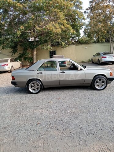 Mercedes 190 1992, 276,000 km - 2.3 l - Bakı