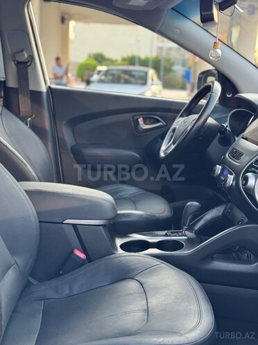 Hyundai ix35 2010, 183,000 km - 2.4 l - Bakı