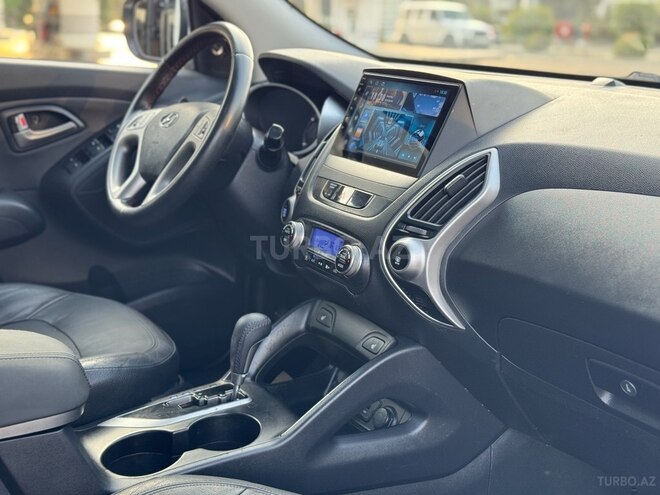 Hyundai ix35 2010, 183,000 km - 2.4 l - Bakı