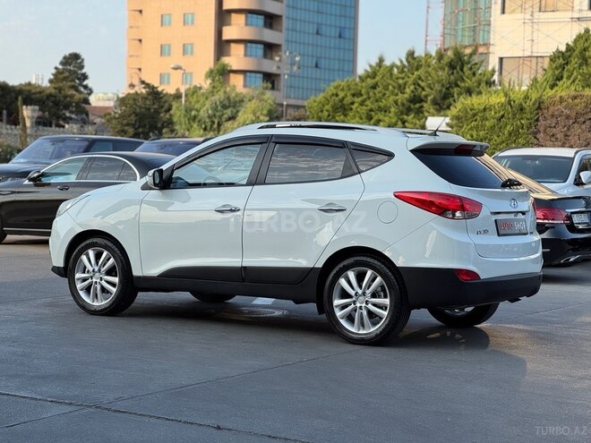 Hyundai ix35 2010, 183,000 km - 2.4 l - Bakı