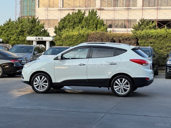 Hyundai ix35 2010, 183,000 km - 2.4 l - Bakı