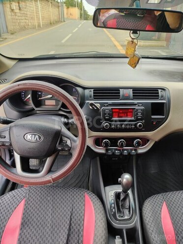 Kia Rio 2012, 235,000 km - 1.6 л - Bakı