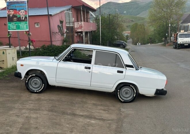 LADA (VAZ) 2107 2007, 80,000 km - 1.6 l - Gədəbəy