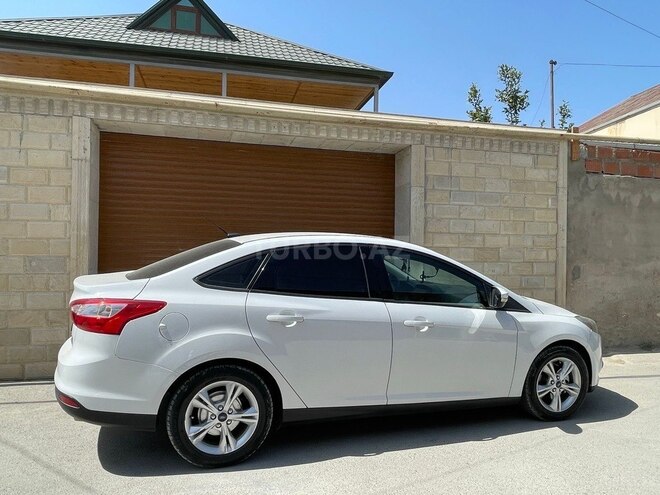 Ford Focus 2014, 240,000 km - 2.0 л - Bakı