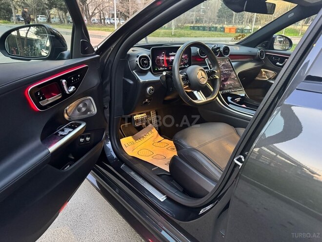 Mercedes C 300 e 2023, 28,000 km - 2.0 л - Bakı
