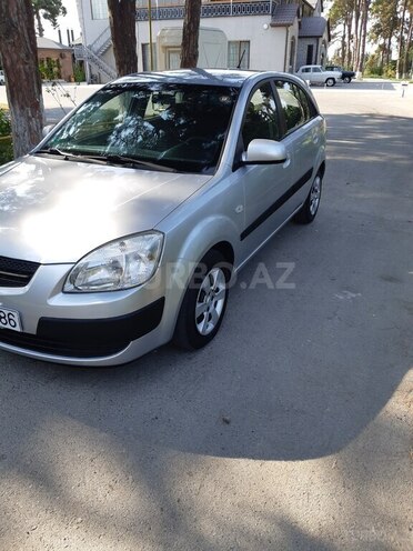 Kia Rio 2007, 250,000 km - 1.4 l - Biləsuvar
