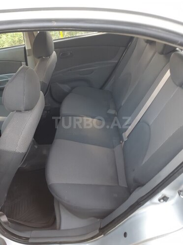 Kia Rio 2007, 250,000 km - 1.4 l - Biləsuvar