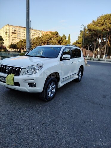 Toyota Land Cruiser Prado 2013, 208,000 km - 2.7 л - Bakı