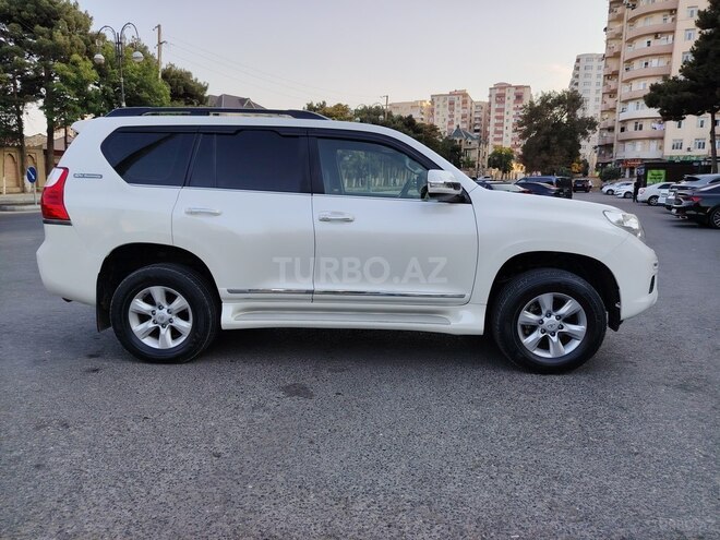 Toyota Land Cruiser Prado 2013, 208,000 km - 2.7 л - Bakı