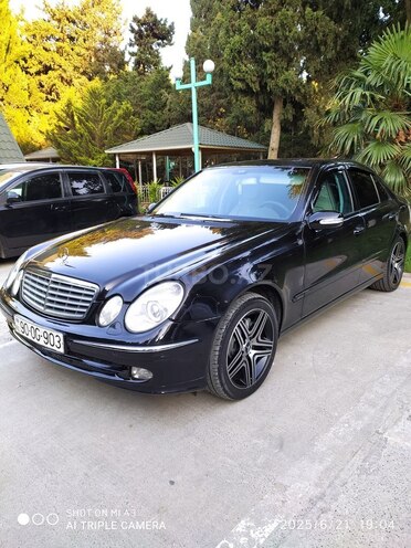 Mercedes E 220 2002, 285,400 km - 2.2 l - Bakı
