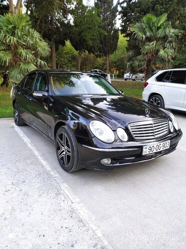 Mercedes E 220 2002, 285,400 km - 2.2 l - Bakı