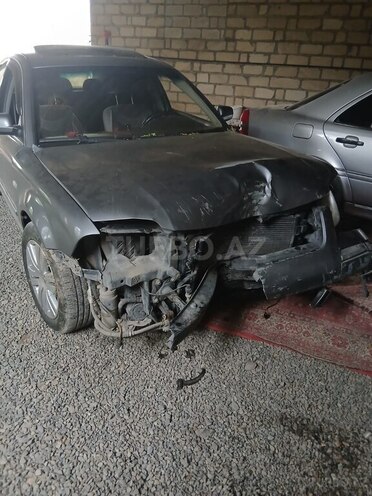 Volkswagen Passat 2003, 252,525 km - 1.8 l - Tovuz