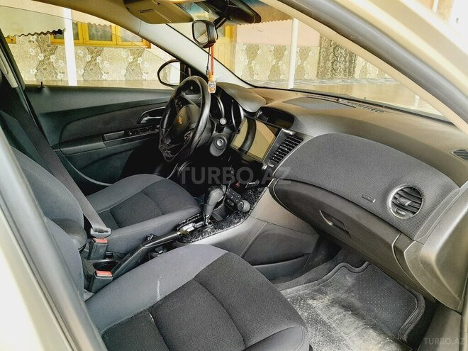 Chevrolet Cruze 2015, 227,000 km - 1.4 l - Naxçıvan
