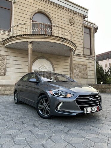 Hyundai Elantra 2018, 78,300 km - 2.0 л - Bakı