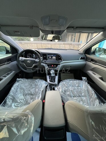 Hyundai Elantra 2018, 78,300 km - 2.0 л - Bakı