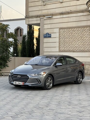 Hyundai Elantra 2018, 78,300 km - 2.0 л - Bakı