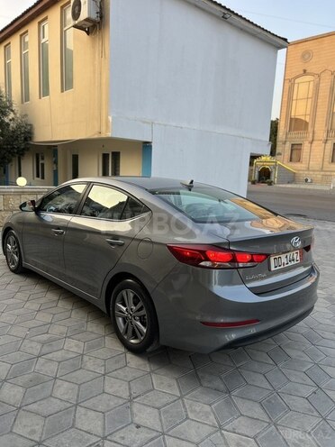 Hyundai Elantra 2018, 78,300 km - 2.0 л - Bakı
