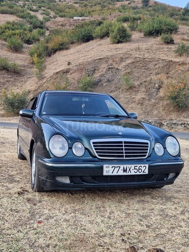 Mercedes E 270 1999, 418,000 km - 2.7 l - Masallı