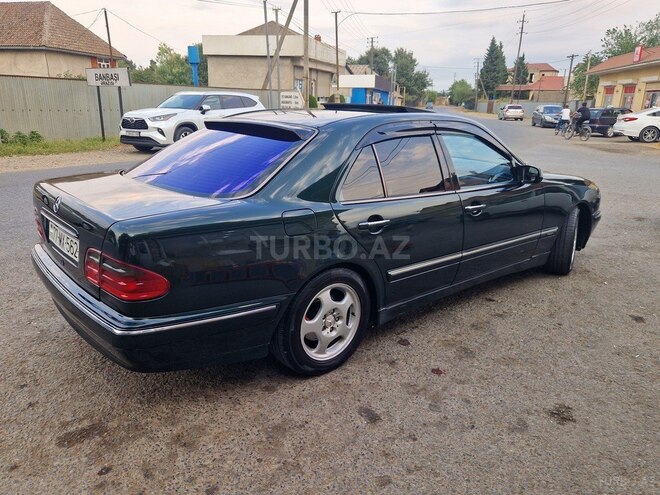 Mercedes E 270 1999, 418,000 km - 2.7 l - Masallı