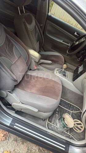 Volkswagen Passat 2003, 252,525 km - 1.8 l - Tovuz