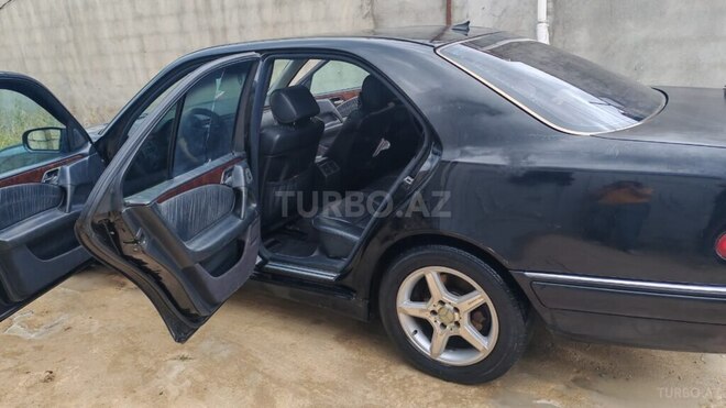 Mercedes E 280 1998, 500,000 km - 2.8 l - İsmayıllı