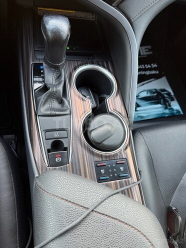 Toyota Camry 2019, 66,900 km - 2.5 l - Bakı