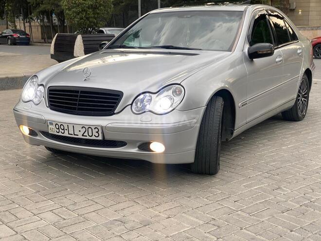 Mercedes C 240 2001, 417,137 km - 2.6 l - Yevlax