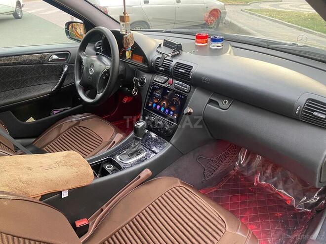 Mercedes C 240 2001, 417,137 km - 2.6 l - Yevlax