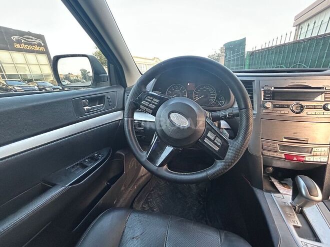 Subaru Legacy 2011, 285,000 km - 2.5 l - Bakı