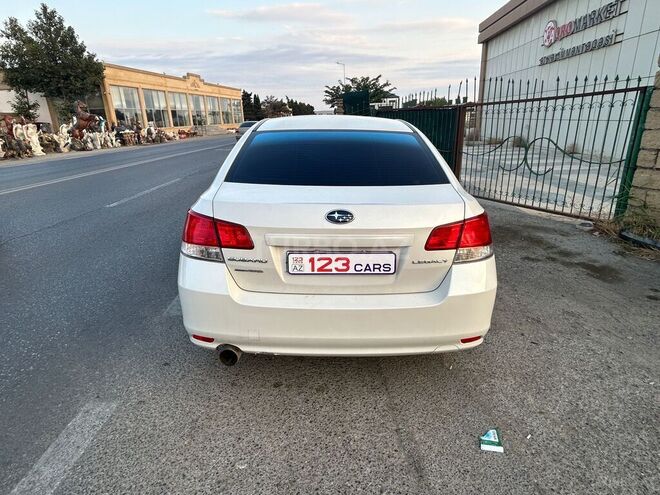 Subaru Legacy 2011, 285,000 km - 2.5 l - Bakı