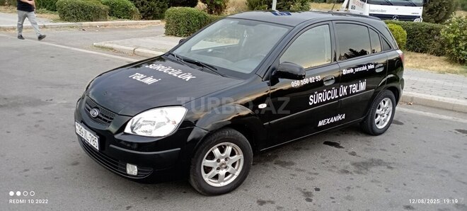 Kia Rio 2009, 275,895 km - 1.4 l - Bərdə
