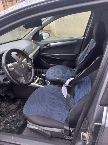 Opel Astra 2007, 449,000 km - 1.3 l - Quba