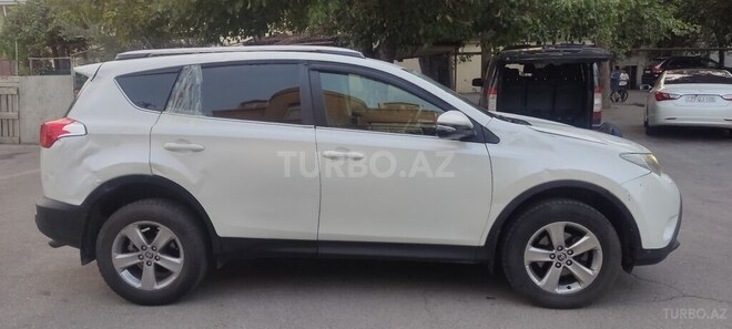 Toyota RAV4 2015, 135,000 km - 2.5 l - Bakı