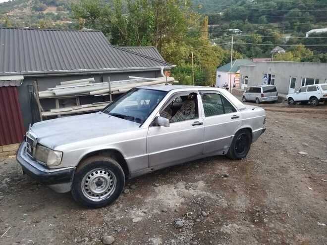 Mercedes 190 1989, 45,000 km - 2.0 l - Bakı