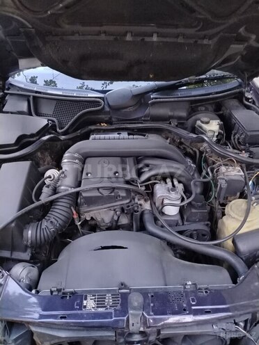 Mercedes E 220 1997, 215,486 km - 2.2 l - Bakı