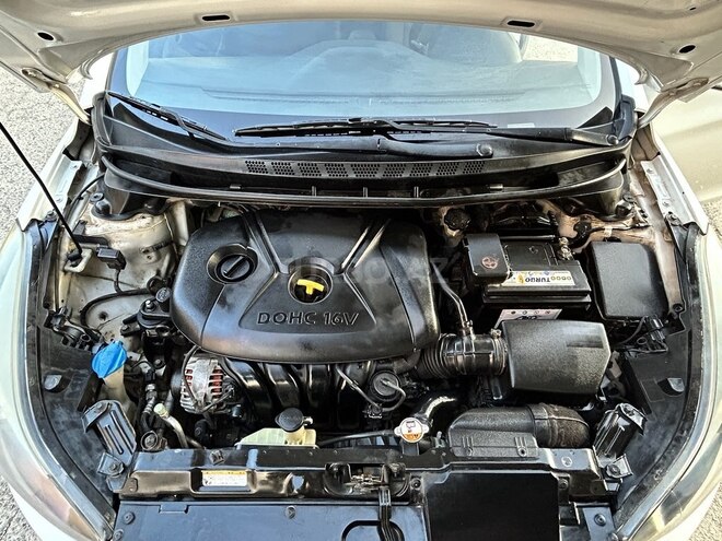 Hyundai Elantra 2014, 232,000 km - 1.8 л - Bakı