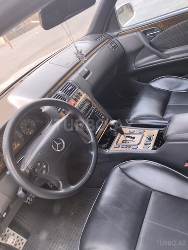 Mercedes E 320 2000, 396,233 km - 3.2 l - Bakı